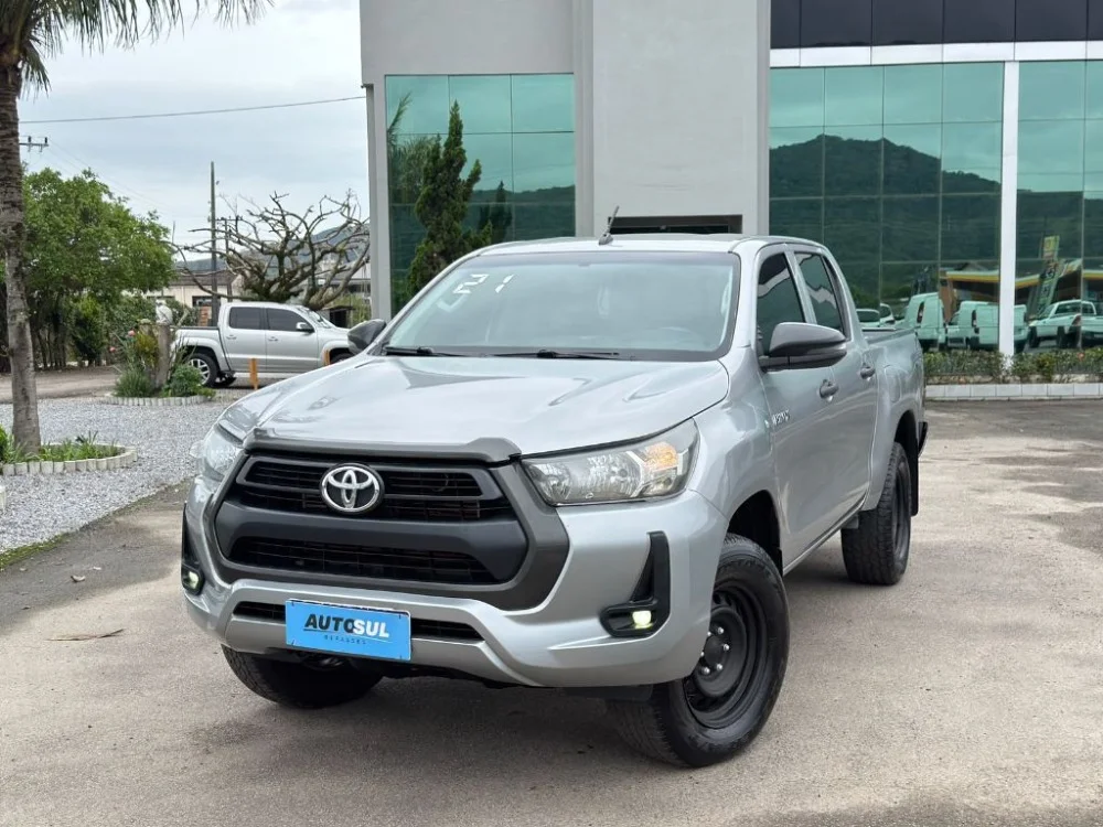 Toyota Hilux CD 4x4 2.8 Diesel Mec.