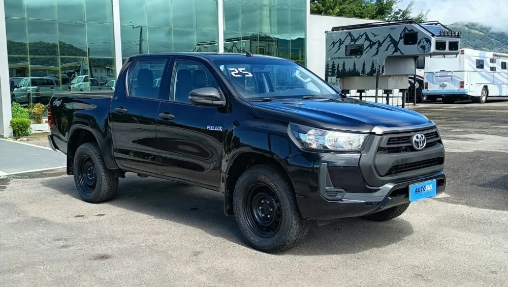 Toyota Hilux CD 4x4 2.8 Diesel Mec.